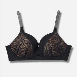 Torrid Dream Wire-Free push up Diamante Bra 50C